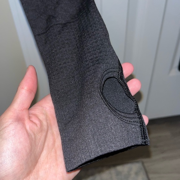 VITAL SEAMLESS 2.0 LONG SLEEVE CROP TOP GYMSHARK - Picture 5 of 13